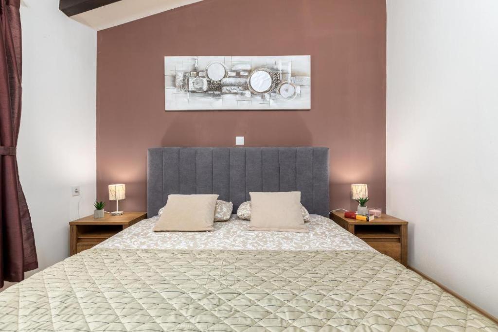 Apartment Mladenka Pula Zewnętrze zdjęcie