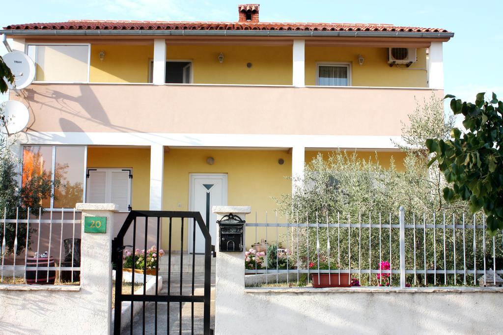 Apartment Mladenka Pula Pokój zdjęcie