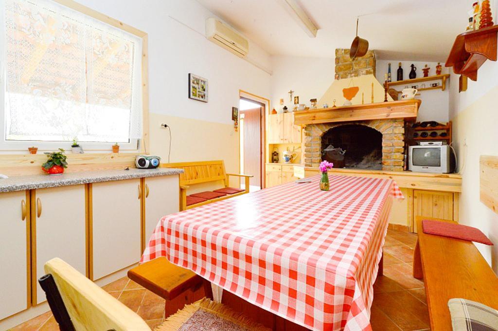 Apartment Mladenka Pula Pokój zdjęcie