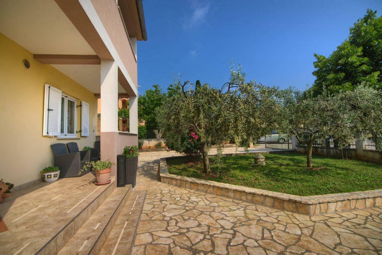 Apartment Mladenka Pula Zewnętrze zdjęcie