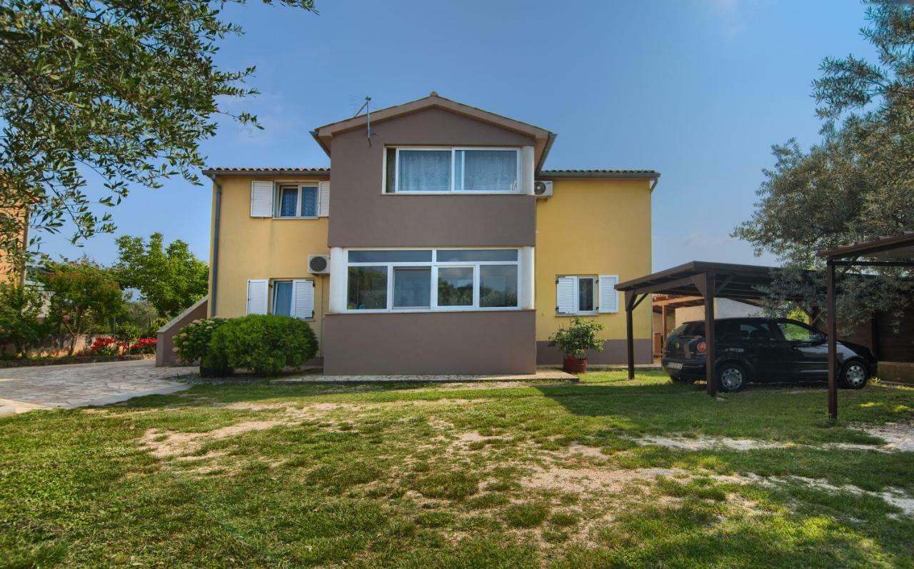 Apartment Mladenka Pula Zewnętrze zdjęcie