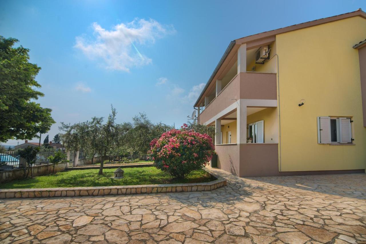 Apartment Mladenka Pula Zewnętrze zdjęcie